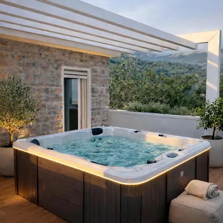 Il Querceto Villa *